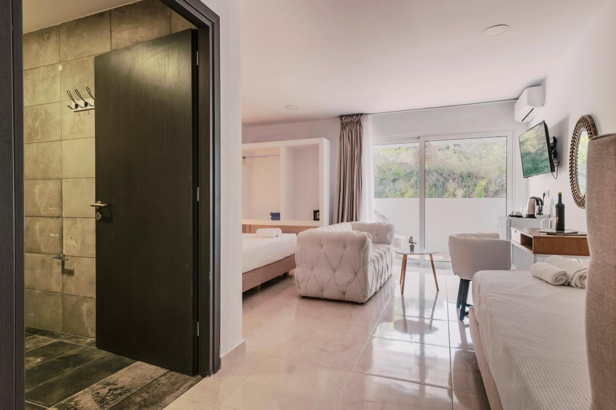 Bamboo Suites Hotel Ialysos  Dış mekan fotoğraf