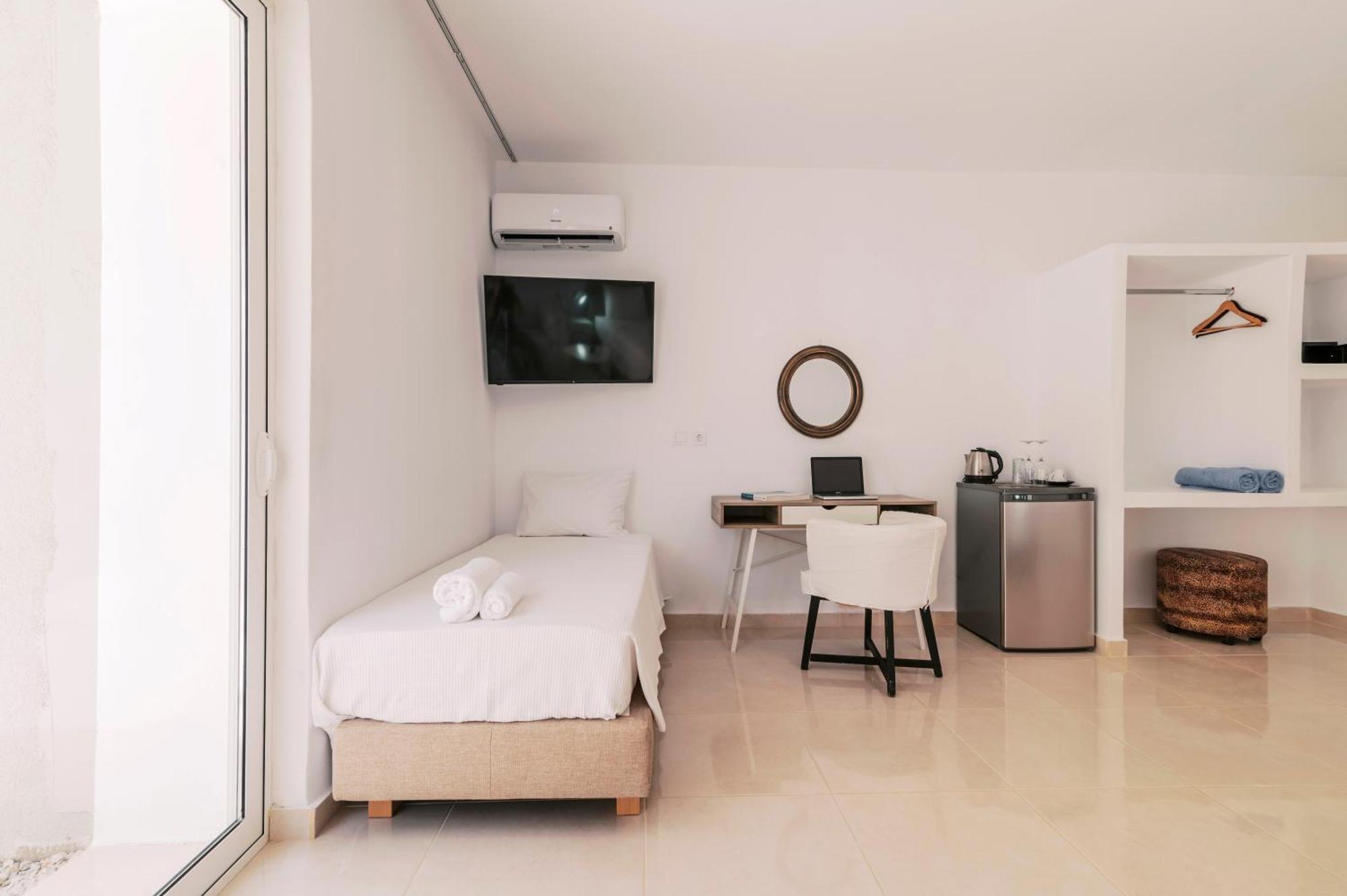 Bamboo Suites Hotel Ialysos  Dış mekan fotoğraf