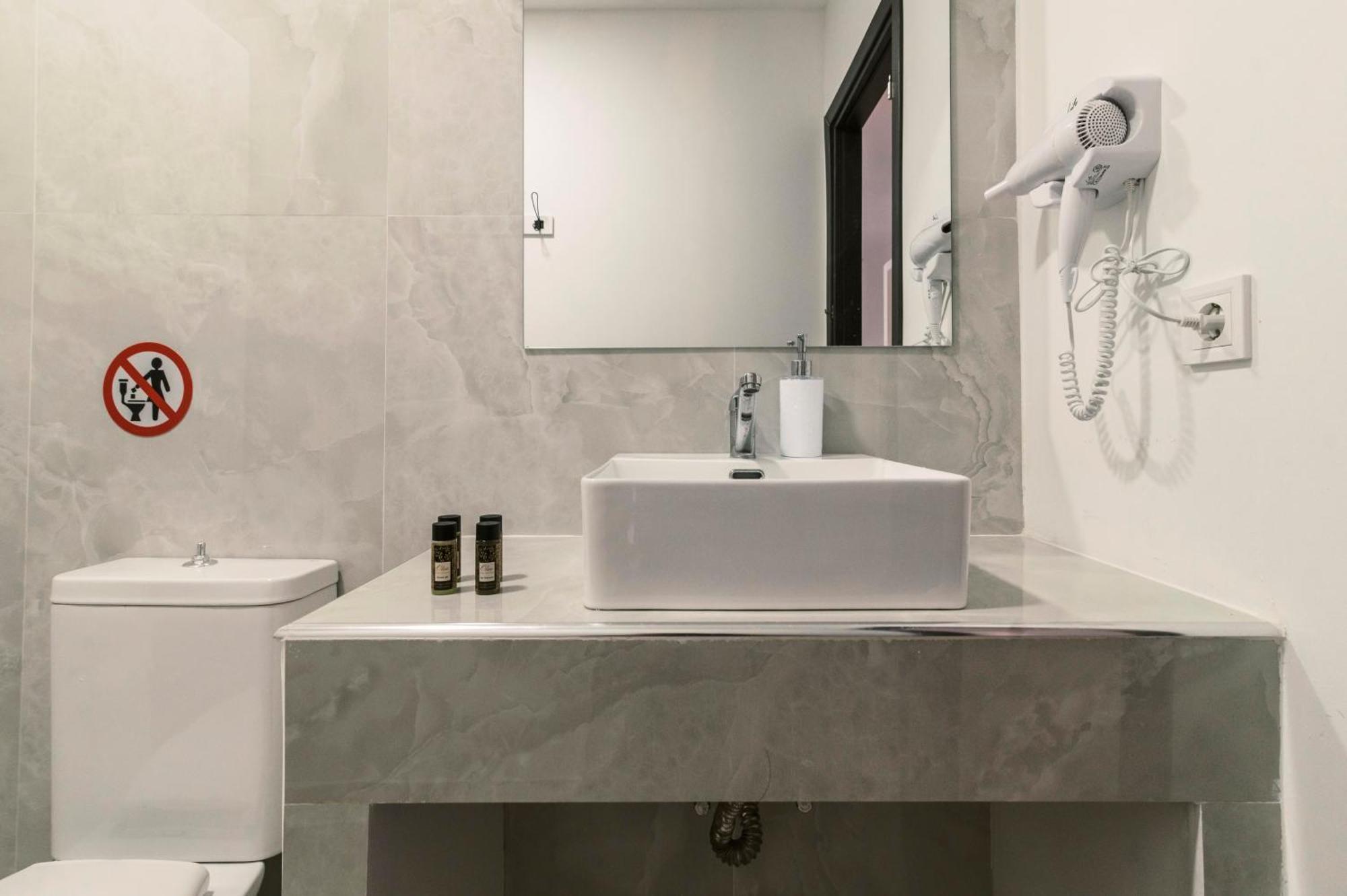 Bamboo Suites Hotel Ialysos  Dış mekan fotoğraf